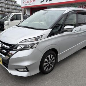 2018 Nissan Serena silver gasoline used car Japan export