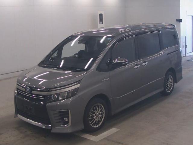 Ref:AUX-24625409 TOYOTA VOXY 2017 5 Ref:AUX-24625409 TOYOTA VOXY 2017 - Image 5