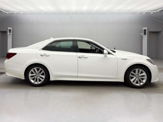 Ref:AUX-24625585 TOYOTA CROWN HYBRID 2013 6 Ref:AUX-24625585 TOYOTA CROWN HYBRID 2013 - Image 6