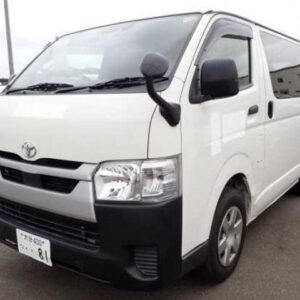 2020 Toyota Hiace Van white diesel used car Japan export