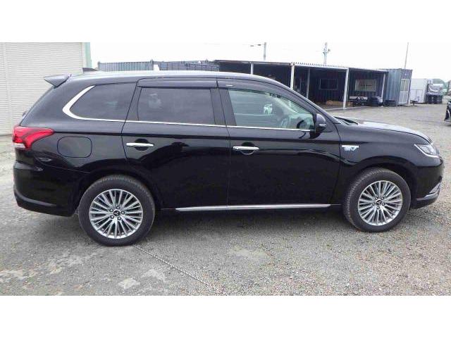 Ref:AUX-24626047 MITSUBISHI OUTLANDER PHEV 2019 11 Ref:AUX-24626047 MITSUBISHI OUTLANDER PHEV 2019 - Image 11