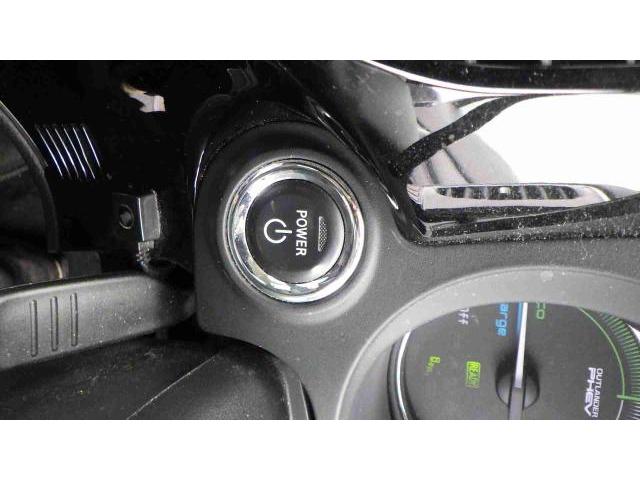 Ref:AUX-24626047 MITSUBISHI OUTLANDER PHEV 2019 12 Ref:AUX-24626047 MITSUBISHI OUTLANDER PHEV 2019 - Image 12
