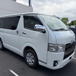 2020 Toyota Hiace Van pearl diesel used car Japan export