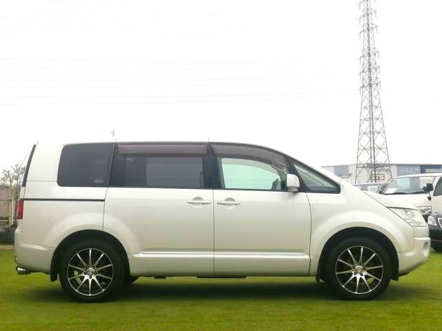 Ref:AUX-24633355 MITSUBISHI DELICA D:5 2010 19 Ref:AUX-24633355 MITSUBISHI DELICA D:5 2010 - Image 19