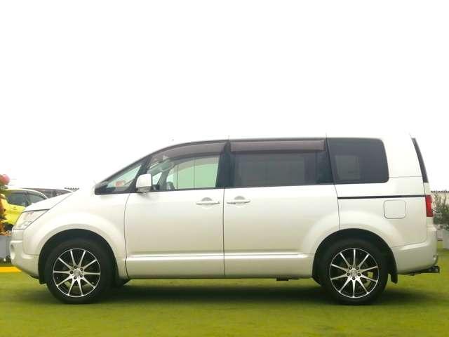 Ref:AUX-24633355 MITSUBISHI DELICA D:5 2010 20 Ref:AUX-24633355 MITSUBISHI DELICA D:5 2010 - Image 20