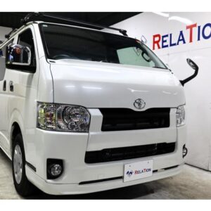 2020 Toyota Hiace Van pearl diesel used car Japan export