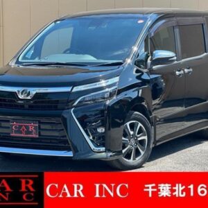 2019 Toyota Voxy black gasoline used car Japan export
