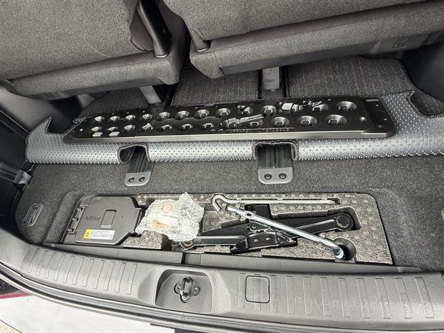 Ref:AUX-24644805 MITSUBISHI DELICA D:5 2025 12 Ref:AUX-24644805 MITSUBISHI DELICA D:5 2025 - Image 12