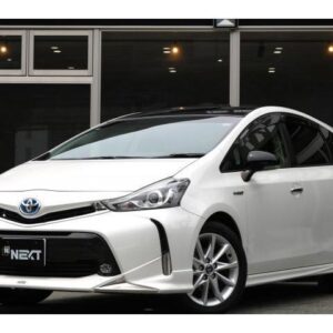2015 Toyota Prius Alpha pearl gasoline used car Japan export