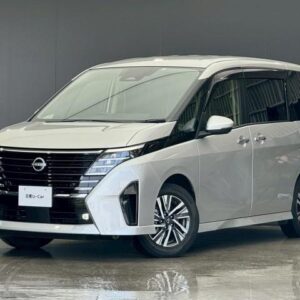 2023 Nissan Serena silver hybrid used car Japan export
