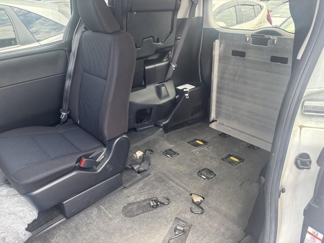 Ref:AUX-24654574 TOYOTA NOAH 2021 4 Ref:AUX-24654574 TOYOTA NOAH 2021 - Image 4