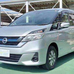 2018 Nissan Serena silver hybrid used car Japan export
