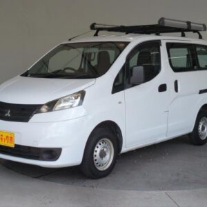 2019 Mitsubishi Delica Van white gasoline used car Japan export