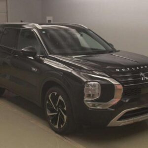 2023 Mitsubishi Outlander Phev black gasoline used car Japan export