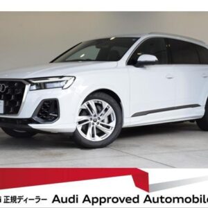 2025 Audi Q7 white gasoline used car Japan export