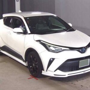2020 Toyota C-Hr pearl gasoline used car Japan export