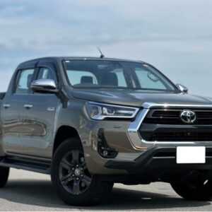 2024 Toyota Hilux green gasoline used car Japan export
