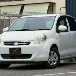 2012 Toyota Passo white gasoline used car Japan export