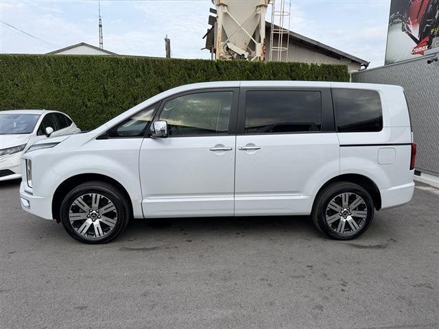 Ref:AUX-24670445 MITSUBISHI DELICA D:5 2024 3 Ref:AUX-24670445 MITSUBISHI DELICA D:5 2024 - Image 3