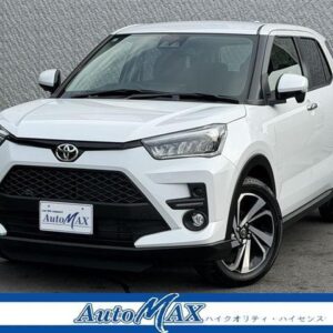 2024 Toyota Raize pearl gasoline used car Japan export