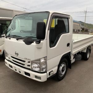 2020 Nissan Atlas Truck white diesel used car Japan export