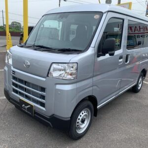 2026 Daihatsu Hijet Cargo silver gasoline used car Japan export