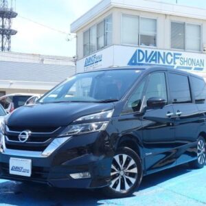 2018 Nissan Serena black gasoline used car Japan export