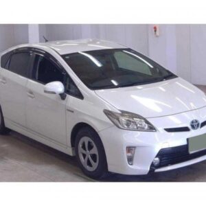 2015 Toyota Prius pearl gasoline used car Japan export