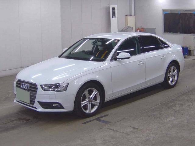 Ref:AUX-24686585 AUDI A4 2014 1 2014 Audi A4 white gasoline used car Japan export