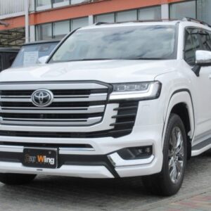 2024 Toyota Land Cruiser pearl gasoline used car Japan export