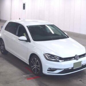 2020 Volkswagen Golf white diesel used car Japan export