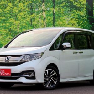 2016 Honda Stepwagon Spada pearl gasoline used car Japan export