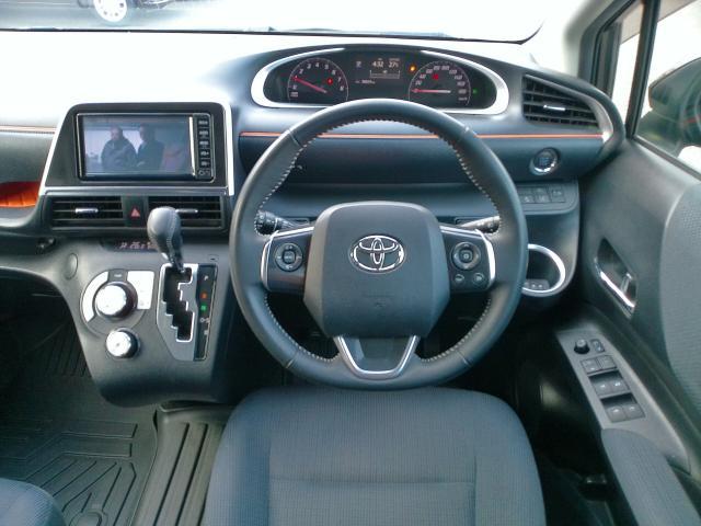 Ref:AUX-24691014 TOYOTA SIENTA 2017 3 Ref:AUX-24691014 TOYOTA SIENTA 2017 - Image 3
