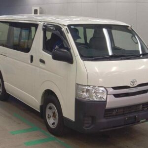 2020 Toyota Hiace Van white gasoline used car Japan export