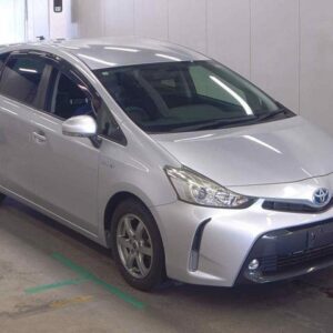 2015 Toyota Prius Alpha silver gasoline used car Japan export