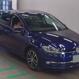 2019 Volkswagen Golf blue diesel used car Japan export