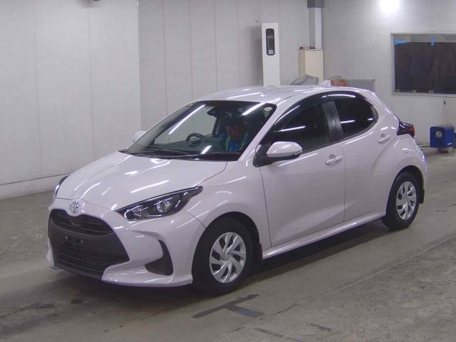 Ref:AUX-24696018 TOYOTA YARIS 2020 1 2020 Toyota Yaris pink gasoline used car Japan export