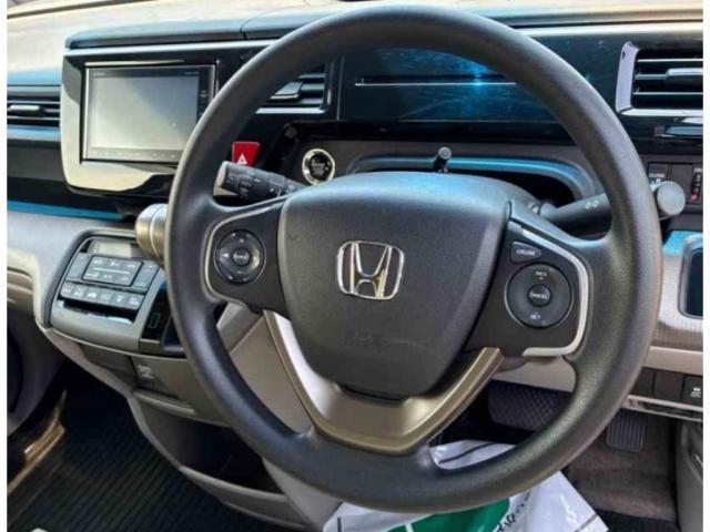 Ref:AUX-24700153 HONDA STEPWAGON 2015 3 Ref:AUX-24700153 HONDA STEPWAGON 2015 - Image 3