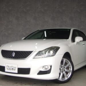 2009 Toyota Crown white gasoline used car Japan export