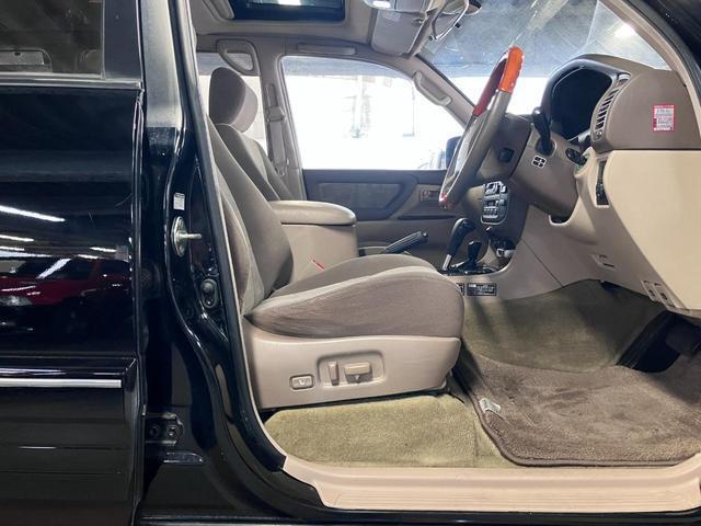 Ref:AUX-24701264 TOYOTA LAND CRUISER 100 2002 10 Ref:AUX-24701264 TOYOTA LAND CRUISER 100 2002 - Image 10