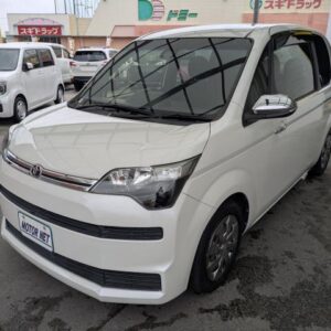 2017 Toyota Spade pearl gasoline used car Japan export