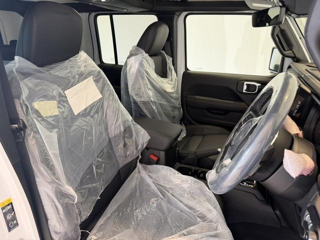 Ref:AUX-24701587 CHRYSLER JEEP JEEP WRANGLER UNLIMITED 2026 4 Ref:AUX-24701587 CHRYSLER JEEP JEEP WRANGLER UNLIMITED 2026 - Image 4