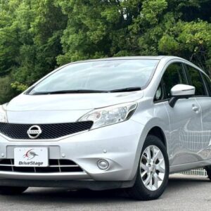2016 Nissan Note silver gasoline used car Japan export