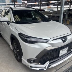 2024 Toyota Corolla Cross pearl hybrid used car Japan export