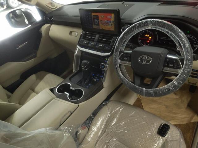 Ref:AUX-24706294 TOYOTA LAND CRUISER 2024 3 Ref:AUX-24706294 TOYOTA LAND CRUISER 2024 - Image 3