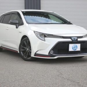 2020 Toyota Corolla Touring pearl hybrid used car Japan export