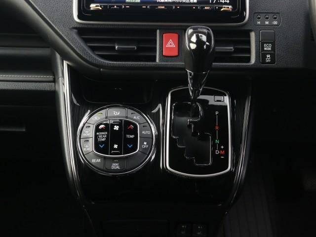 Ref:AUX-24706525 TOYOTA ESQUIRE 2019 16 Ref:AUX-24706525 TOYOTA ESQUIRE 2019 - Image 16