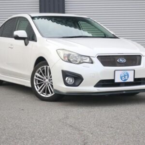 2013 Subaru Impreza G4 pearl gasoline used car Japan export