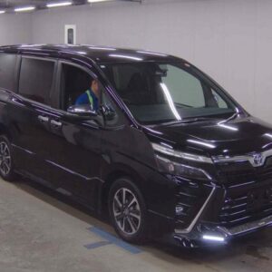 2020 Toyota Voxy black gasoline used car Japan export