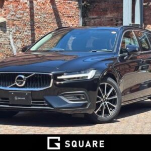 2022 Volvo V60 black gasoline used car Japan export